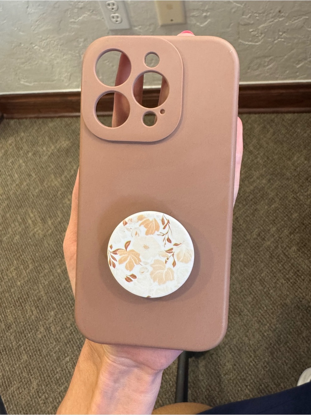 Khaki Silicone iPhone 15 Pro Case with Floral PopGrip